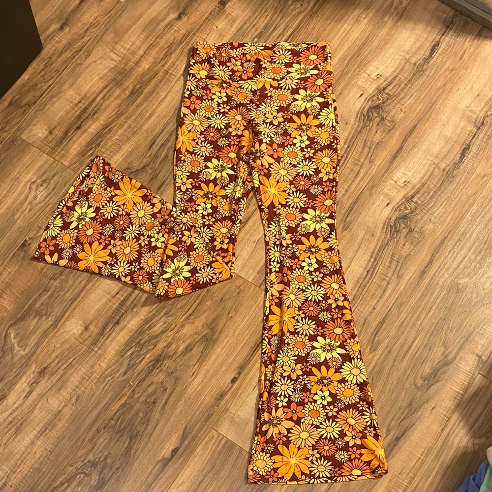 No Boundaries Floral Patterned Flair Pants